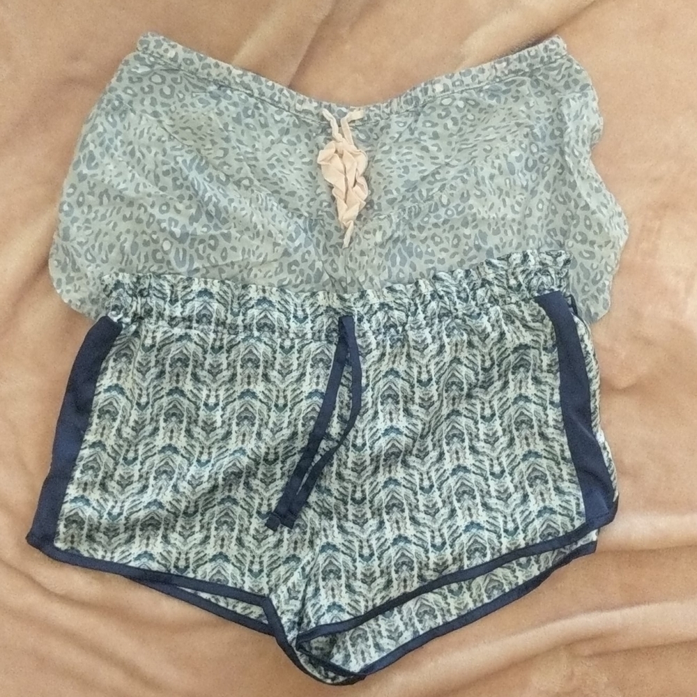 2 victoria secret sleep shorts pajamas size medium